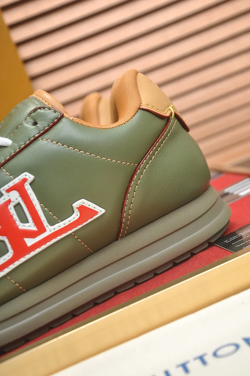 Men's men's shoes 💰700💶[LOUIS VUITTON] new original order 🍀LV Louis Vuitton * - top version of LV classic trendy shoes! Made of imported original fabrics, mesh lining, and original wear-resistant rubber foam outsole! High quality products! Size (female 35-40)